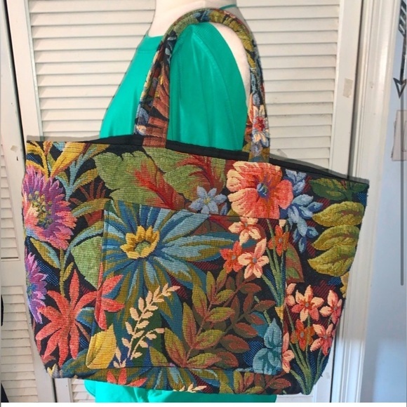 Bettz Designs Gorgeous Bright Floral tapestry Tote Bag - Picture 3 of 7